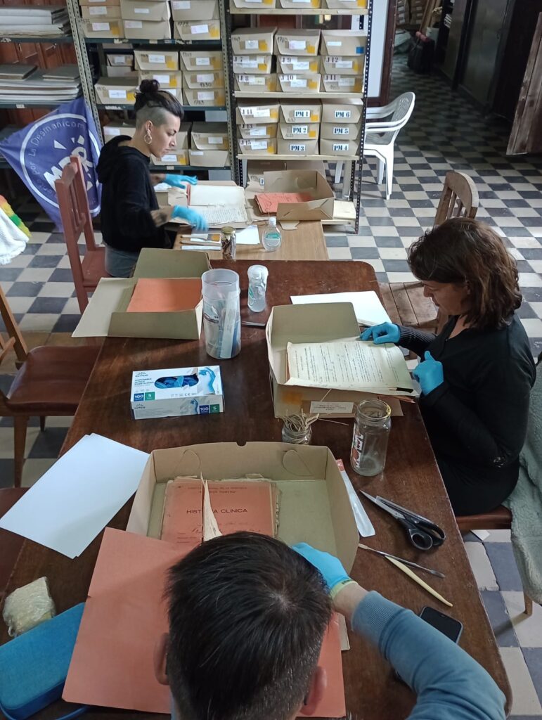 Manicomio e historias de vidas: tratamiento archivístico de Historias Clínicas del Hospital Neuropsiquiatrico A. Korn por los Derechos Humanos, la memoria, la salud colectiva y el fomento de garantías de no repetición de derechos vulnerados.
