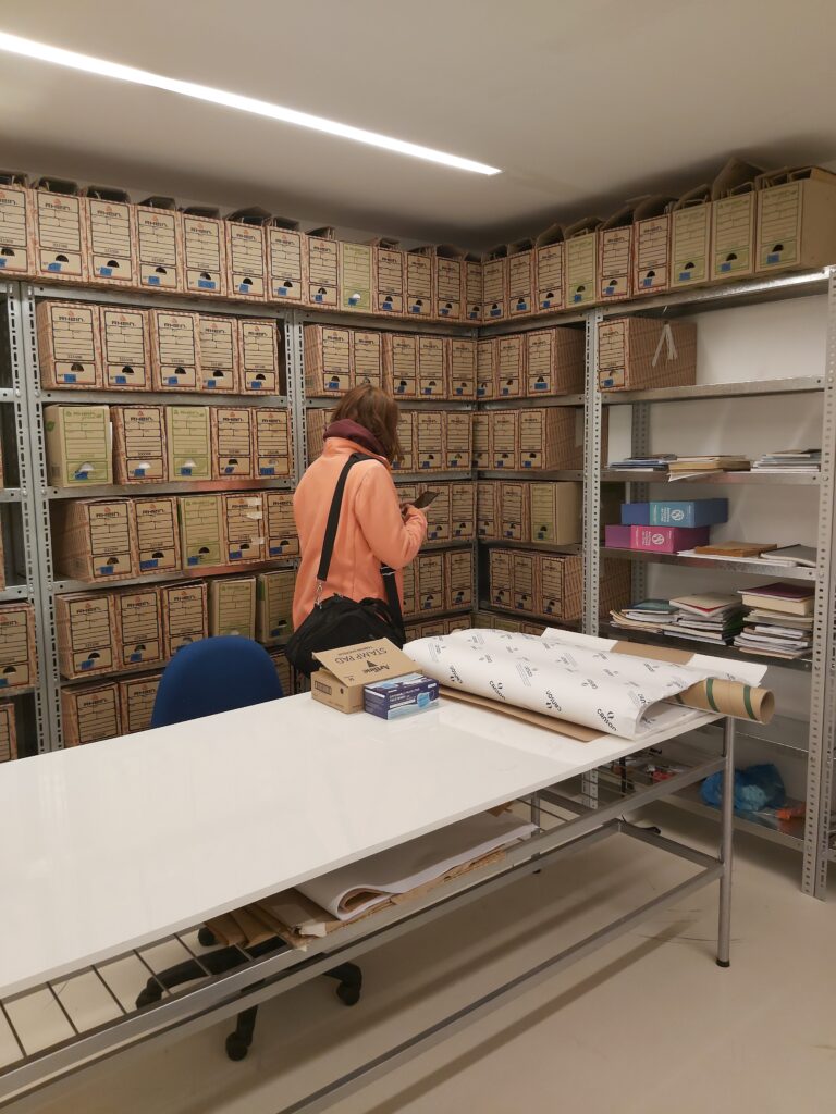 Archivo Histórico de Puerto Cristal: Etapa III, digitalización y Catalogación