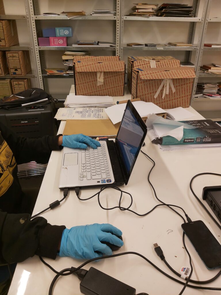 Archivo Histórico de Puerto Cristal: Etapa III, digitalización y Catalogación