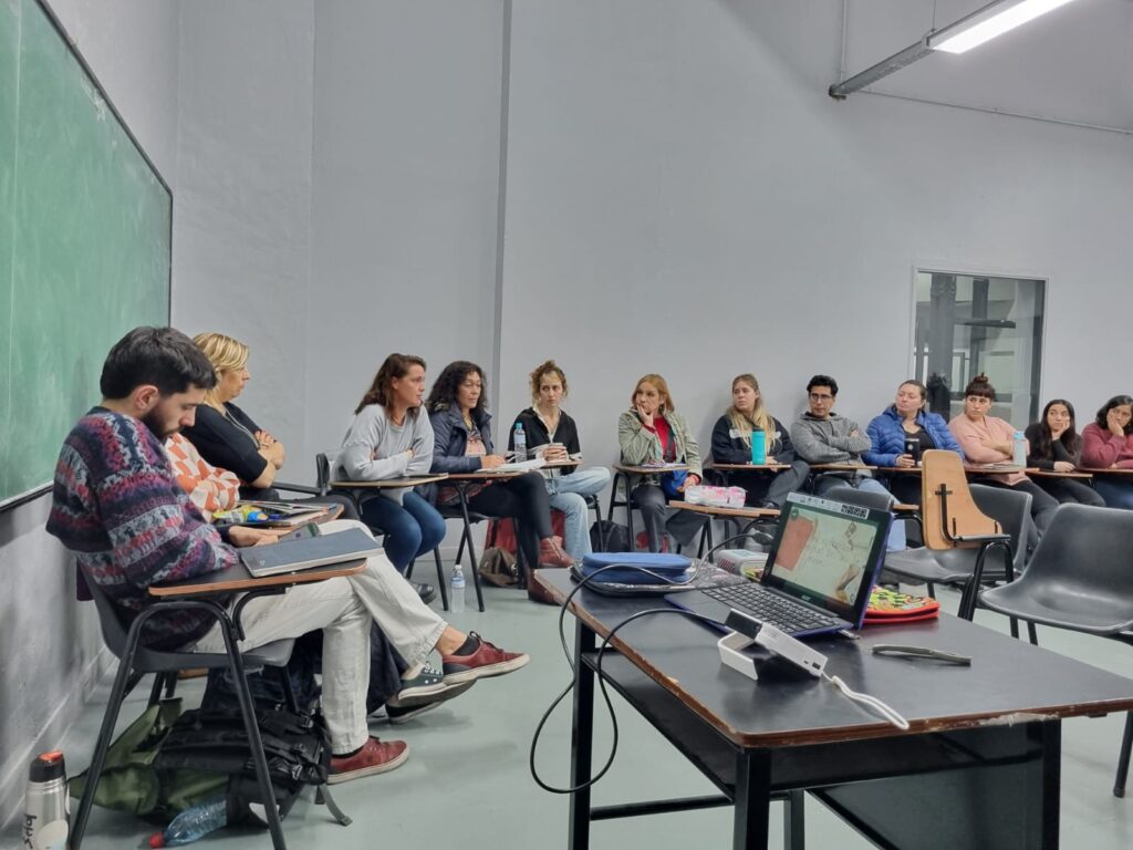 Manicomio e historias de vidas: tratamiento archivístico de Historias Clínicas del Hospital Neuropsiquiatrico A. Korn por los Derechos Humanos, la memoria, la salud colectiva y el fomento de garantías de no repetición de derechos vulnerados.