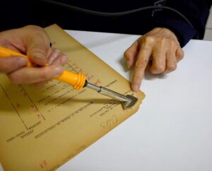 Organización, preservación y acceso al fondo de la  Escuela Nacional de Bibliotecarios (1944-1979)  Visibilización profesional de las mujeres en la  Bibliotecolgía y su acceso a cargos directivos