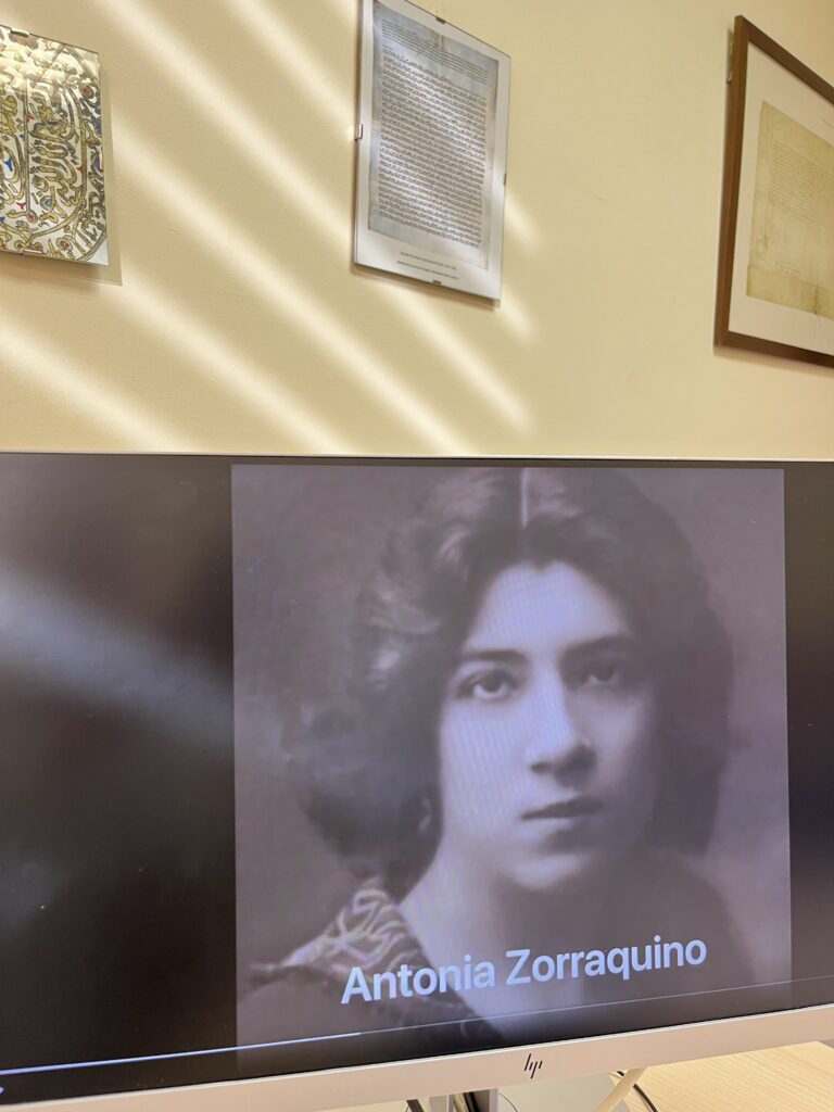 Descripción, digitalización y difusión de  expedientes de pioneras de la Universidad de  Zaragoza de 1857-1940
