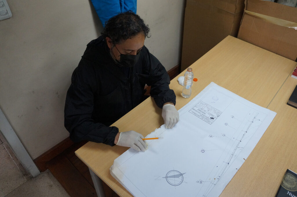 Ejecución de la primera fase de intervención emergente para la recuperación y puesta en valor de la documentación de planos del Arq. Diego Ponce, perteneciente al Centro Documental del INPC