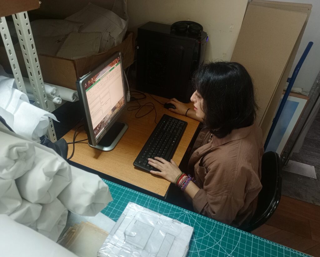 Ejecución de la primera fase de intervención emergente para la recuperación y puesta en valor de la documentación de planos del Arq. Diego Ponce, perteneciente al Centro Documental del INPC