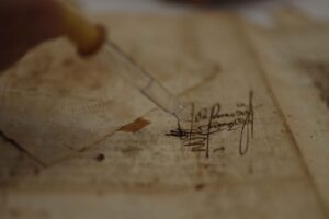 Restauración de documentos de los siglos XIII-XVI