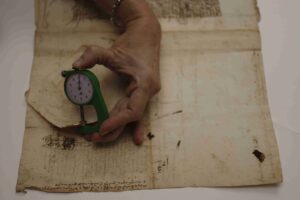 Restauración de documentos de los siglos XIII-XVI
