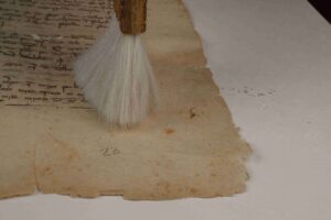 Restauración de documentos de los siglos XIII-XVI