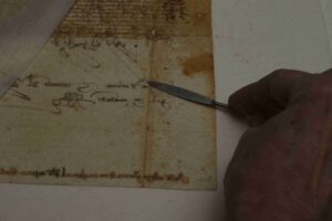 Restauración de documentos de los siglos XIII-XVI