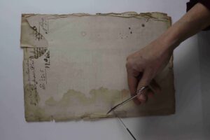 Restauración de documentos de los siglos XIII-XVI