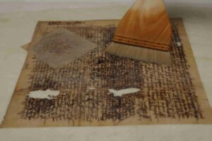 Restauración de documentos de los siglos XIII-XVI