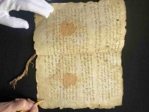 Restauración de documentos de los siglos XIII-XVI