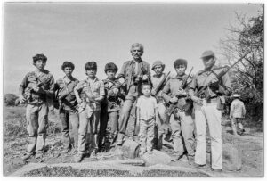 Ver antes de disparar. As revoluções na América Latina e em Portugal pela lente do fotojornalista Carlos Gil