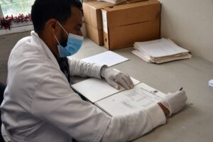 Digitalización de 30,000 negativos del fondo José Saladino Figuereo Oviedo