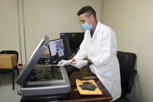Digitalización de 30,000 negativos del fondo José Saladino Figuereo Oviedo