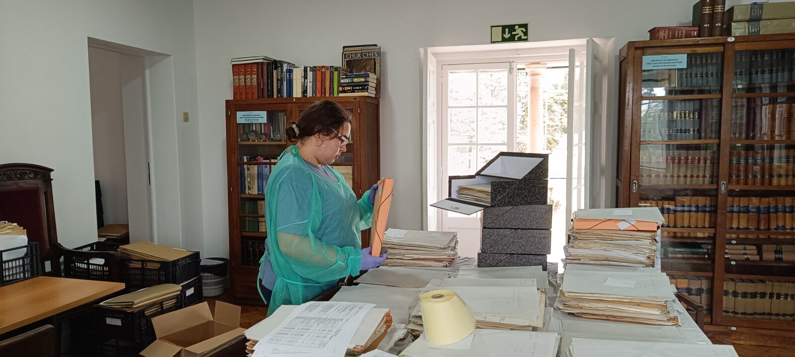 Salvaguarda e tratamento do arquivo histórico do Hospital Colónia Rovisco Pais, última leprosaria portuguesa