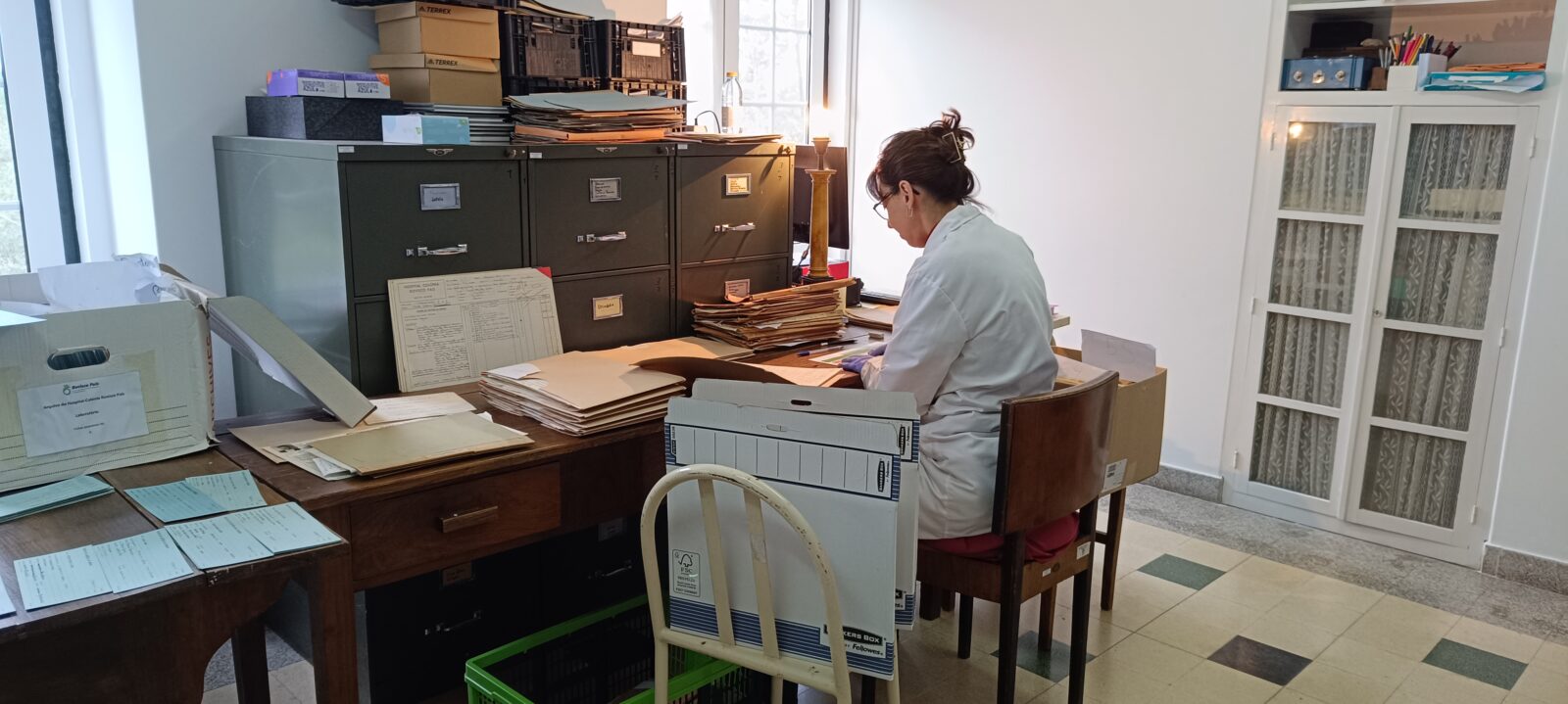 Salvaguarda e tratamento do arquivo histórico do Hospital Colónia Rovisco Pais, última leprosaria portuguesa