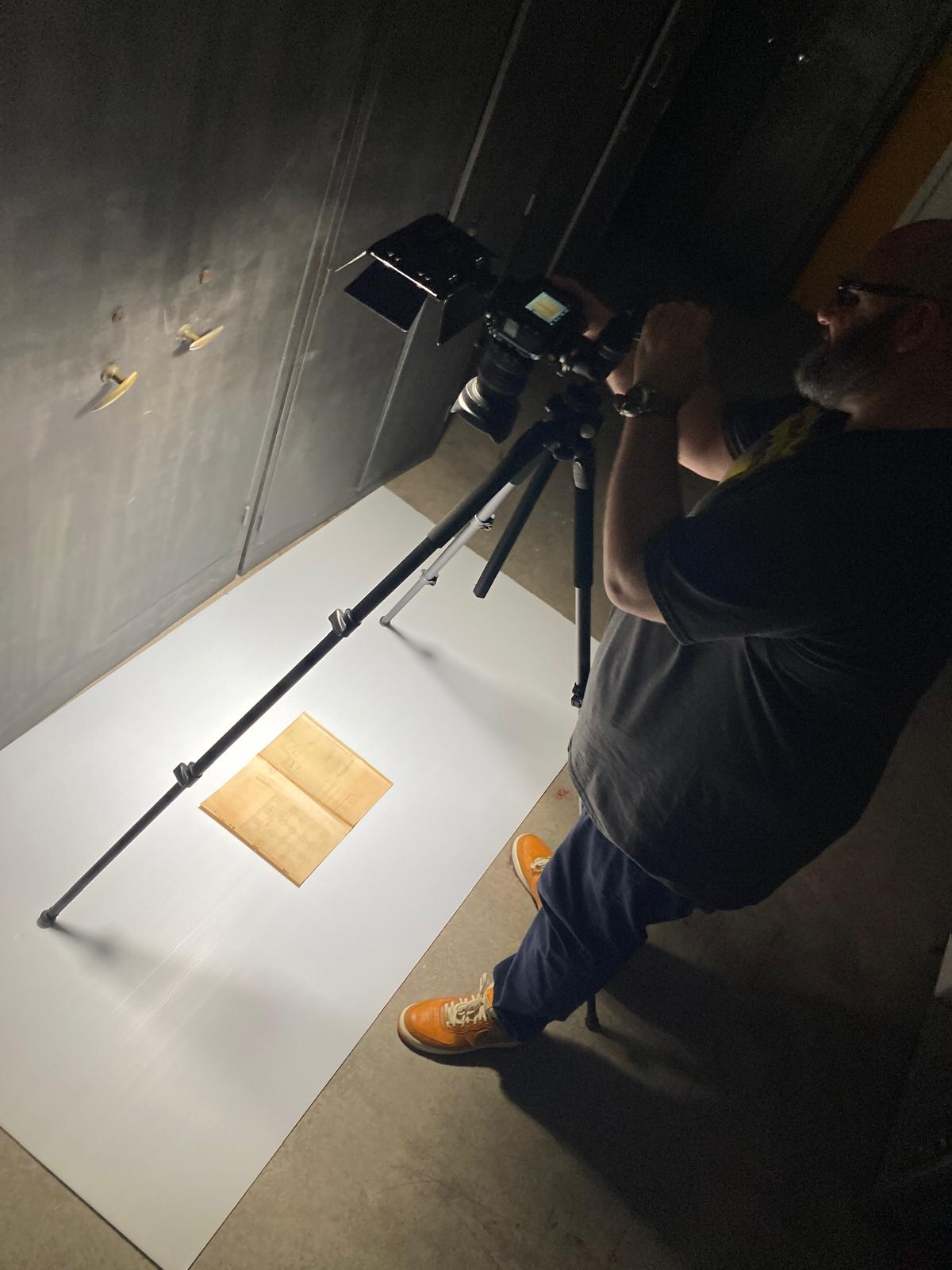 Descripción, digitalización y difusión del patrimonio documental del Centro de Documentación e Investigación del Museo del Carnaval de Montevideo, Uruguay (Fase III)