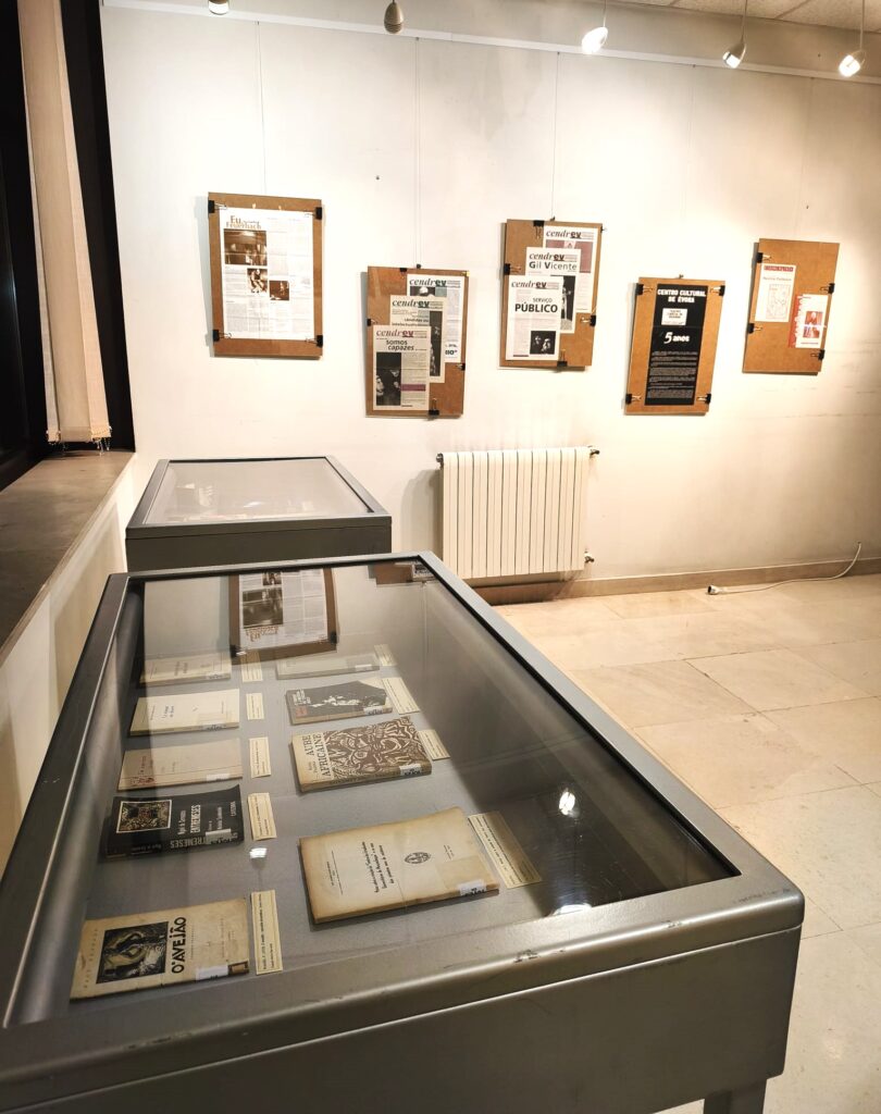 Entre a política e o teatro - o legado de Mário Barradas (1931-2009)